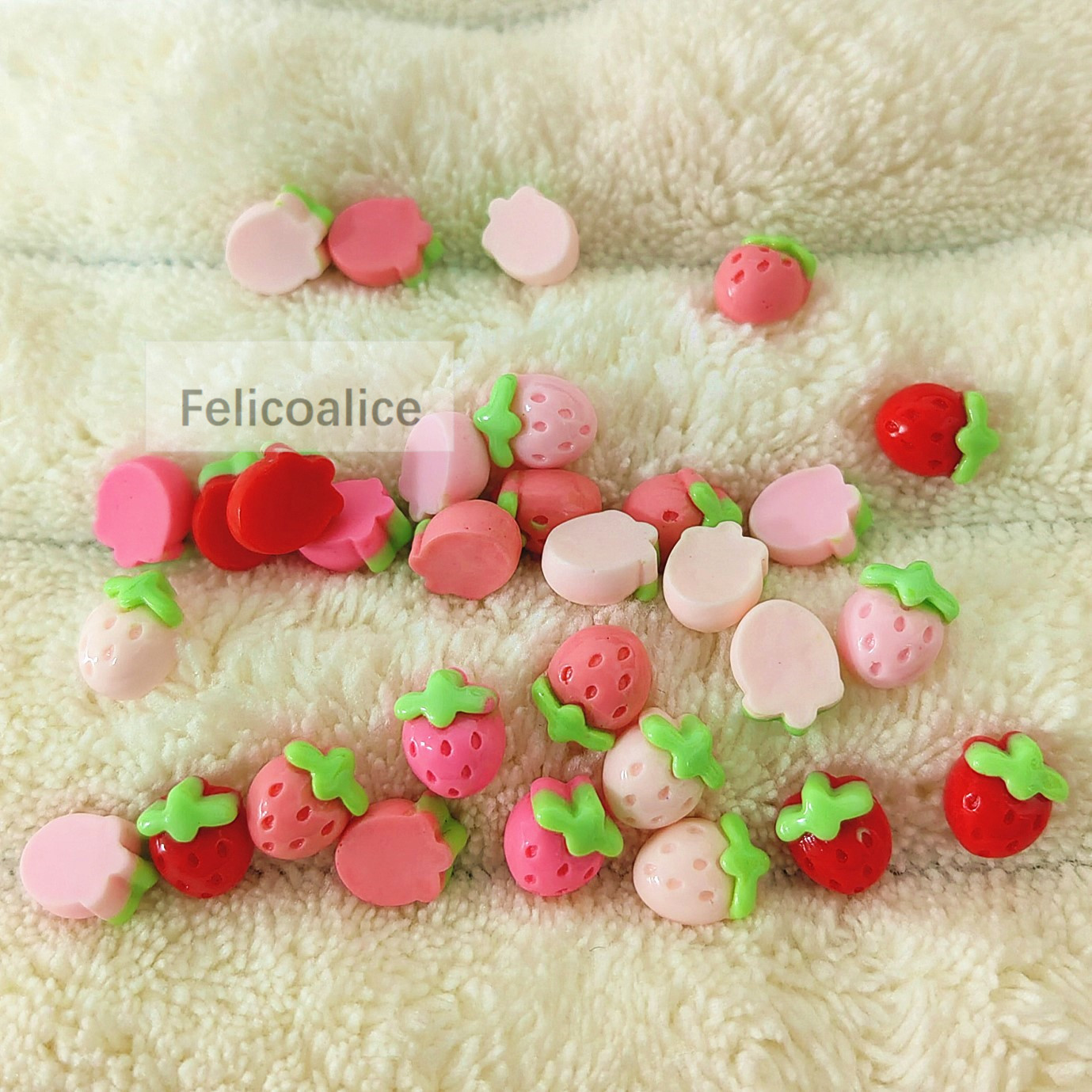 30Pcs New Cute Resin Mini Smal – Flower Preservation Resin recenzja i cena