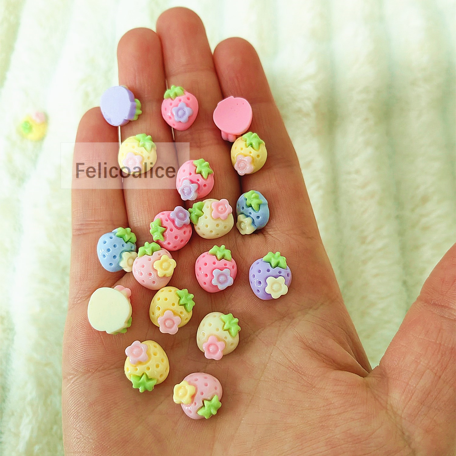30Pcs New Cute Resin Mini Smal – Flower Preservation Resin recenzja i cena
